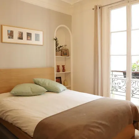 Charming Apartment In A Lively Neighbourhood! Apartament *