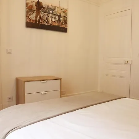 Charming Apartment In A Lively Neighbourhood! Apartament