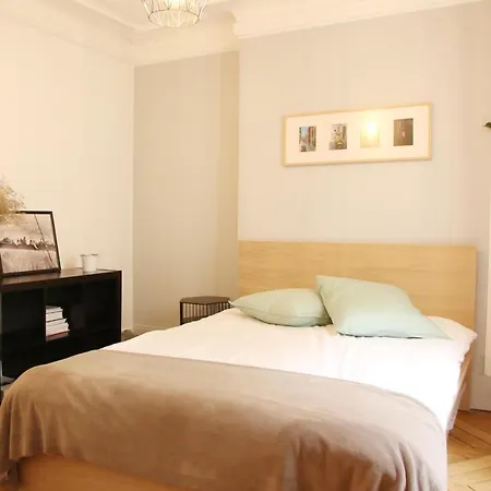 Charming Apartment In A Lively Neighbourhood! Apartament *