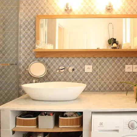 Charming Apartment In A Lively Neighbourhood! Paryż